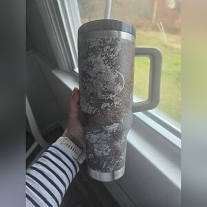 Bass Pro Shops 40oz Cup